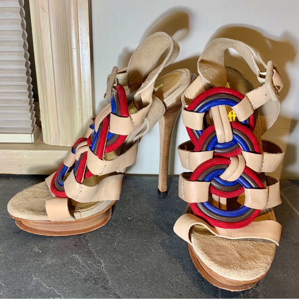 LAMB Heels